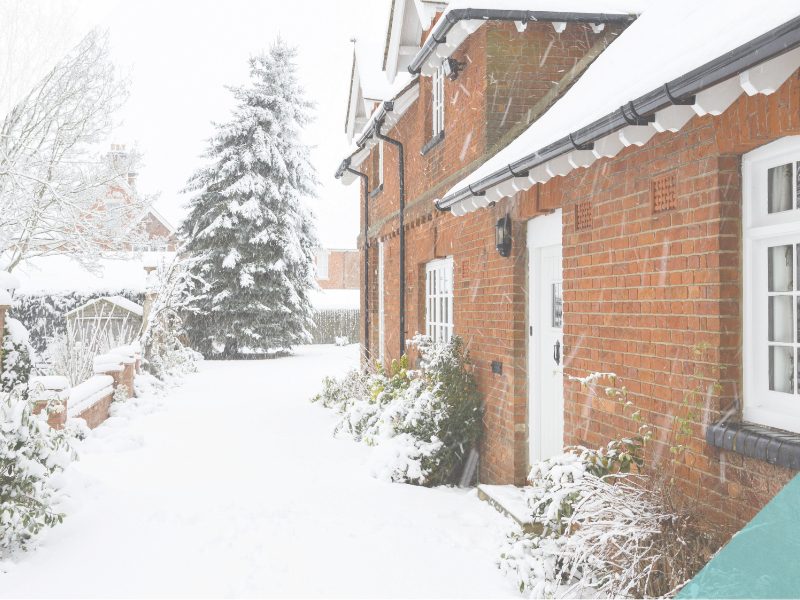 Snowed in or Flooded out? How to approach travel disruptions within the workplace