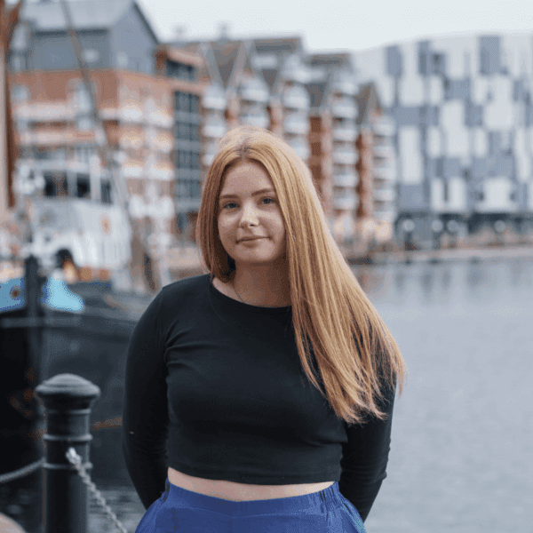 Bella Thompson Bella Thompson